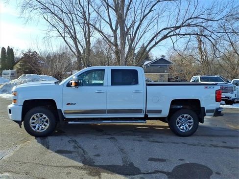 Used 2018 Chevrolet Silverado 3500 LTZ w/ Duramax Plus Package image 7