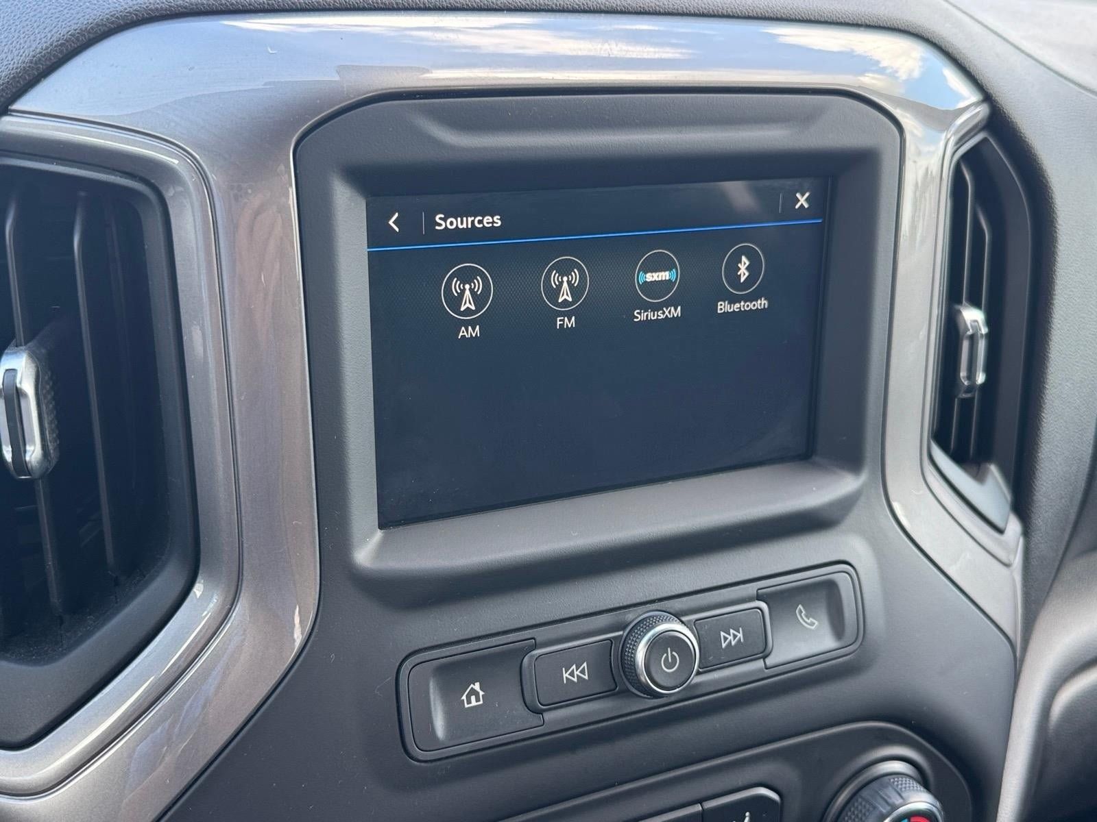 Used 2019 Chevrolet Silverado 1500 Custom Trail Boss w/ Custom Convenience Package AWD/4WD image 13