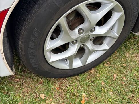 Used 2018 Chrysler Pacifica Touring Plus w/ Tire & Wheel Group image 18