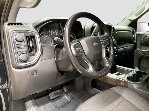 Used 2021 Chevrolet Silverado 1500 LT Trail Boss w/ Bed Protection Package image 9