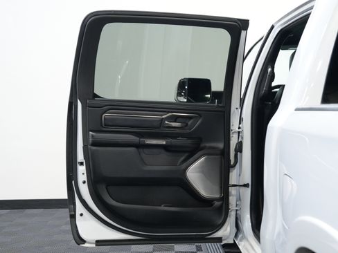 Used 2019 RAM 1500 Limited AWD/4WD image 28