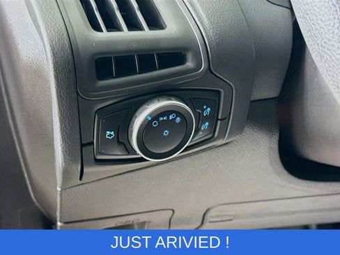 Used 2016 Ford Focus SE image 10
