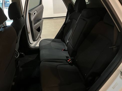Used 2025 Kia Sportage LX FWD image 39