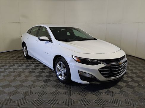 Used 2023 Chevrolet Malibu LT FWD image 14