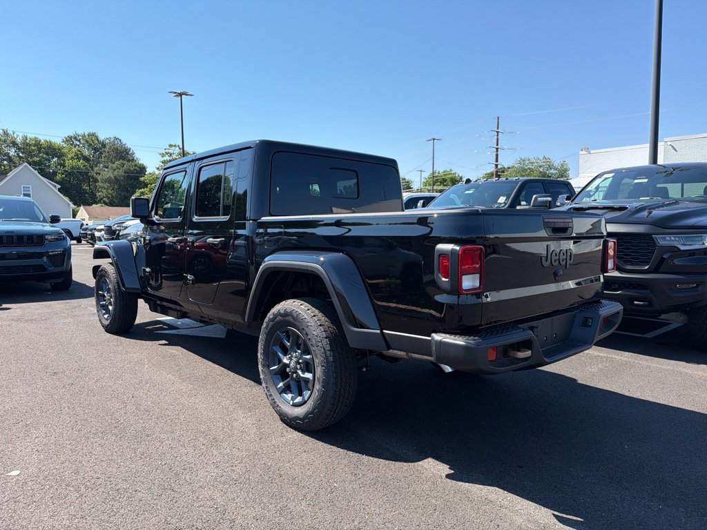 New 2026 Jeep Gladiator Sport AWD/4WD image 8