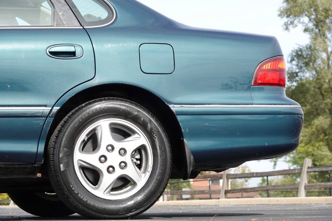 Used 1999 Toyota Avalon XLS FWD image 18