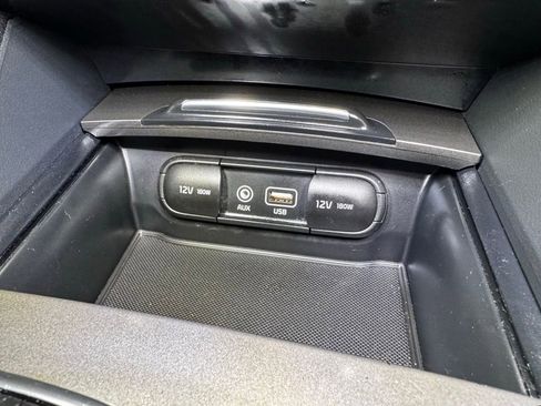 Used 2020 Kia Optima LX image 32