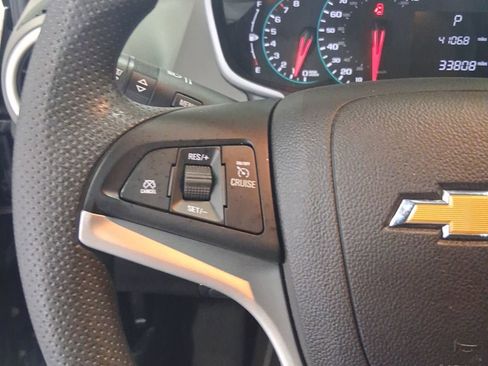 Used 2020 Chevrolet Sonic LT FWD image 24
