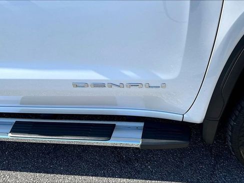 Used 2025 GMC Sierra 1500 Denali image 35
