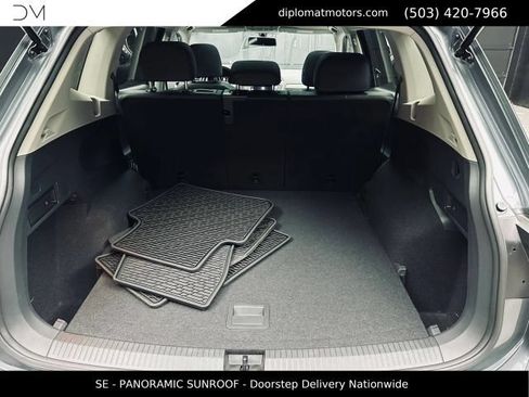 Used 2020 Volkswagen Tiguan SE w/ Panoramic Sunroof Package AWD/4WD image 46