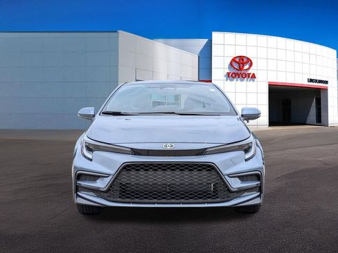 Used 2026 Toyota Corolla SE w/ SE Package FWD image 4