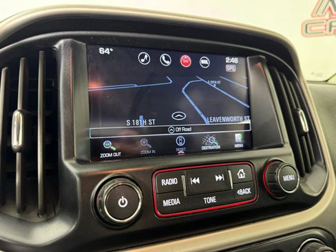 Used 2016 GMC Canyon SLT w/ Driver Alert Package AWD/4WD image 18