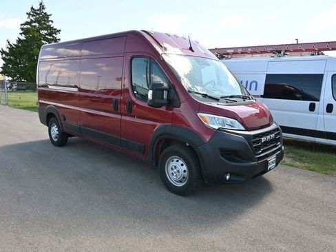Used 2023 RAM ProMaster 2500 w/ Driver Convenience Group FWD image 5