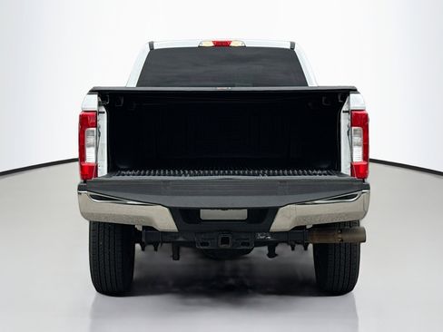 Used 2019 Ford F250 XLT image 7