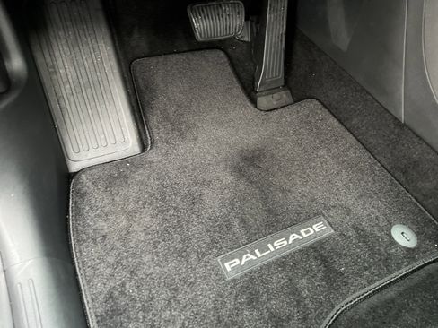 Used 2026 Hyundai Palisade Calligraphy image 17