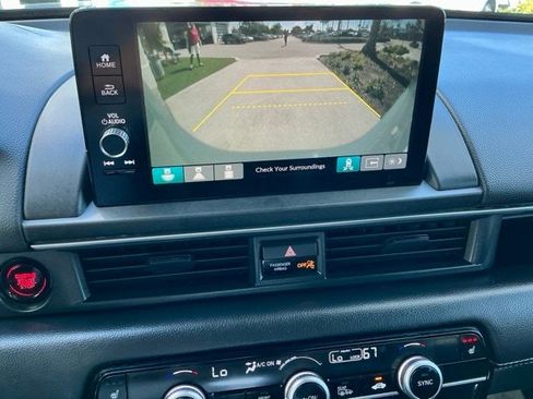 Used 2023 Honda Pilot Touring image 34