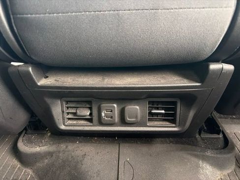 Used 2020 Chevrolet Silverado 1500 RST AWD/4WD image 14