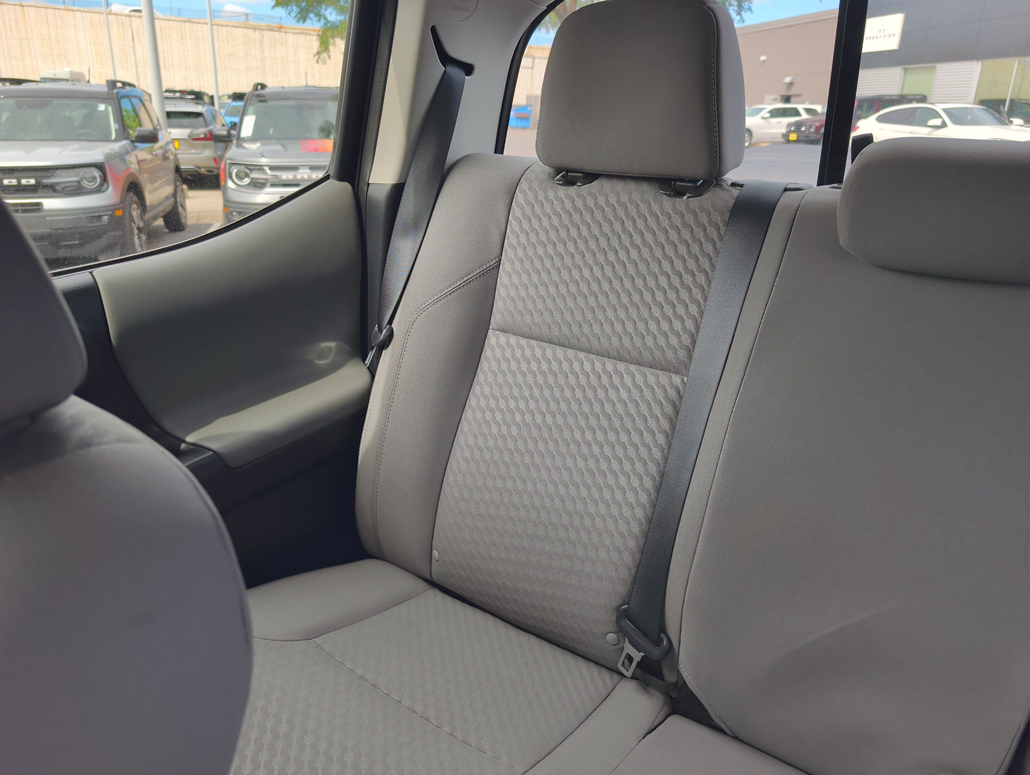 Used 2023 Toyota Tacoma SR AWD/4WD image 13