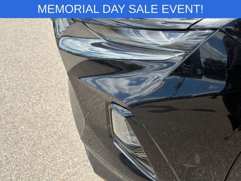 Used 2019 Chevrolet Blazer RS w/ Sun and Wheels Package AWD/4WD image 15