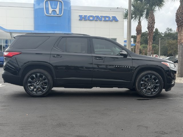 Used 2020 Chevrolet Traverse RS FWD image 3