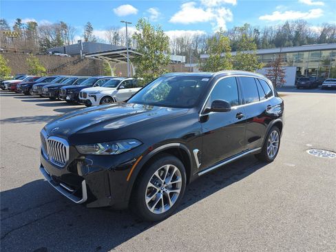 New 2026 BMW X5 xDrive40i w/ Premium Package image 9