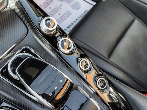 Used 2018 Mercedes-Benz AMG GT Roadster w/ Lane Tracking Package image 25