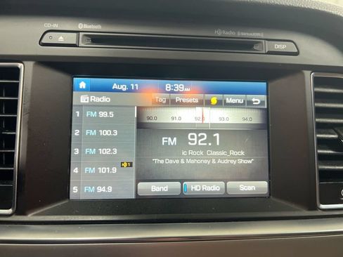 Used 2016 Hyundai Sonata SE FWD image 14