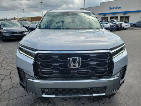 New 2026 Honda Pilot Elite image 2