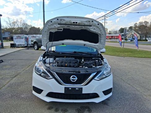Used 2016 Nissan Sentra S image 16