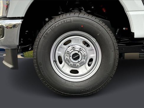 New 2026 Ford F250 XL w/ 360-Degree Camera Package image 10