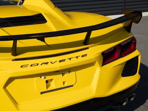 Used 2025 Chevrolet Corvette Stingray Premium Conv w/ 3LT image 30