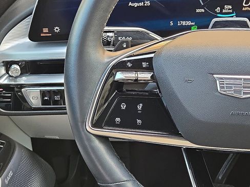 Used 2024 Cadillac Lyriq Sport RWD image 20
