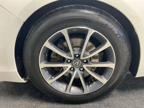 Used 2018 Acura TLX V6 image 16
