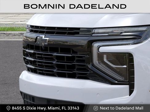Used 2026 Chevrolet Suburban RST w/ Comfort Package image 13