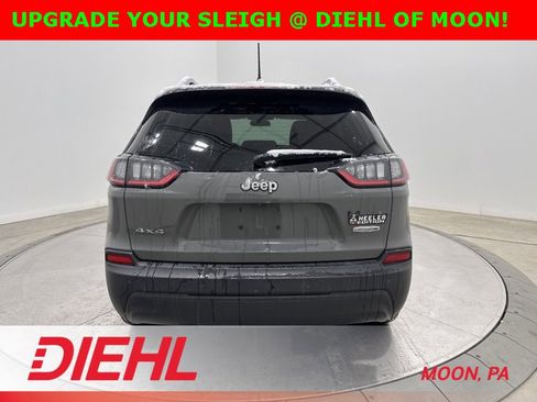 Used 2019 Jeep Cherokee Latitude Plus w/ Cold Weather Group image 6