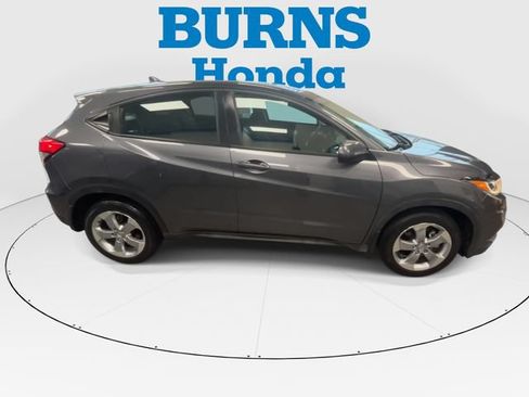 Certified 2019 Honda HR-V LX image 3