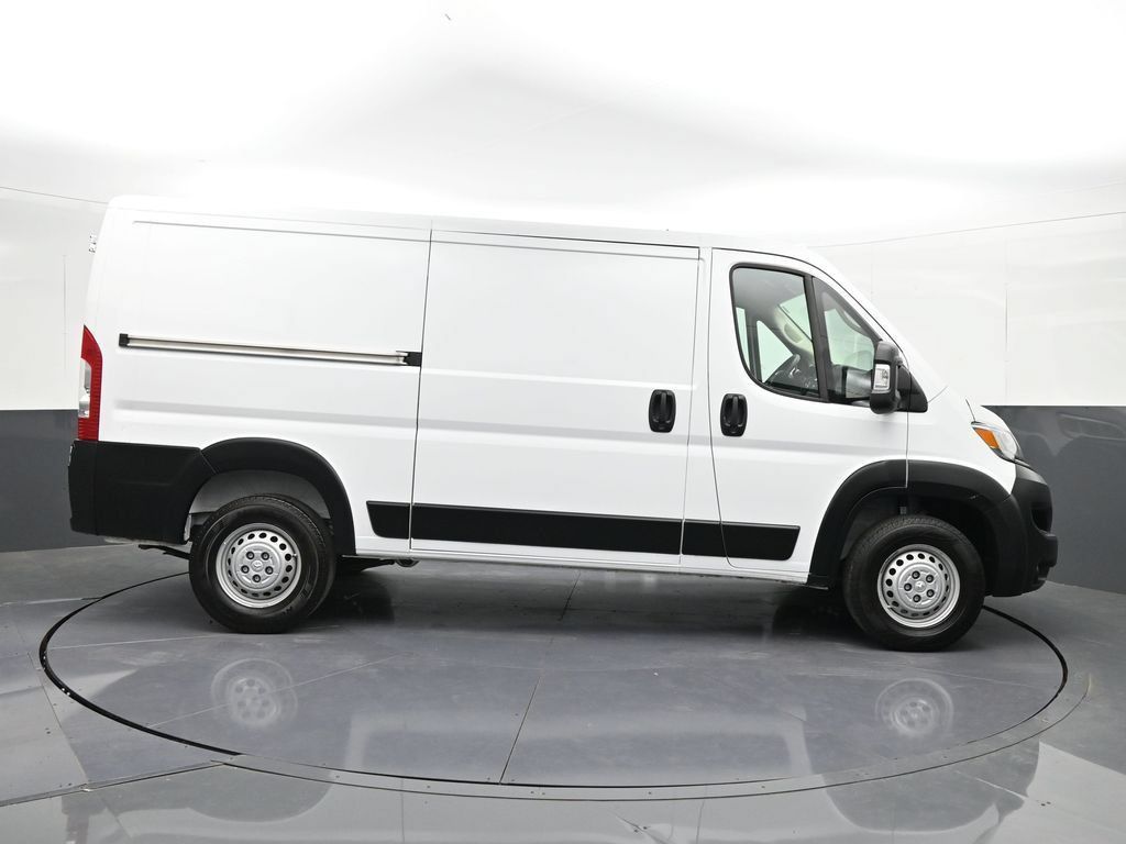 Used 2025 RAM ProMaster 2500 w/ Convenience Group FWD image 6