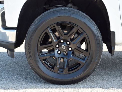 Used 2021 Chevrolet Silverado 1500 LT RWD image 26