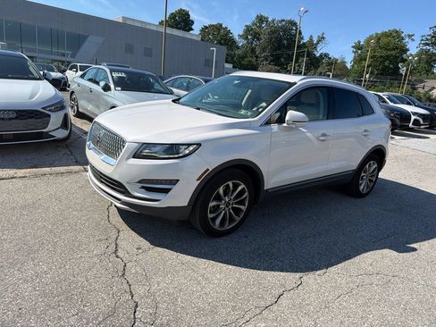 Used 2019 Lincoln MKC Select w/ Select Plus Package AWD/4WD image 1