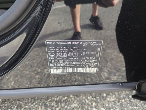 New 2026 Volkswagen Atlas SE image 48