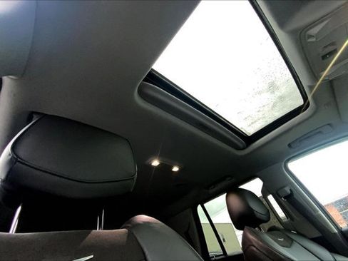 Used 2020 Cadillac Escalade Luxury image 21