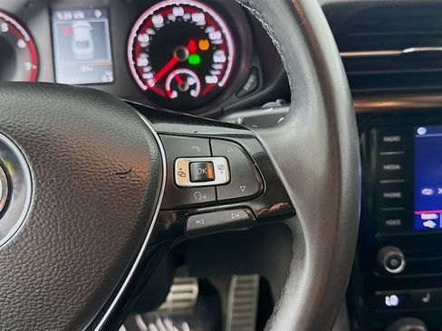 Used 2022 Volkswagen Passat 2.0T image 13