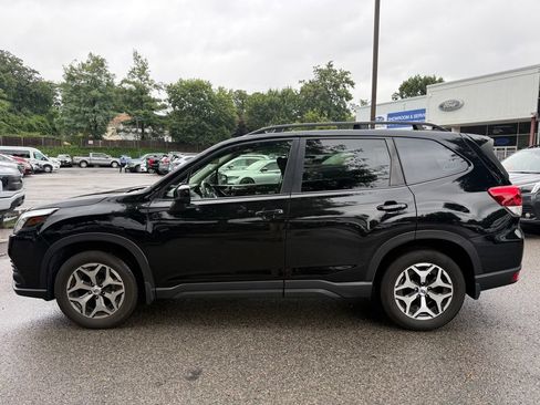 Certified 2024 Subaru Forester Premium AWD/4WD image 5