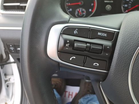Used 2022 Kia K5 LXS AWD/4WD image 16