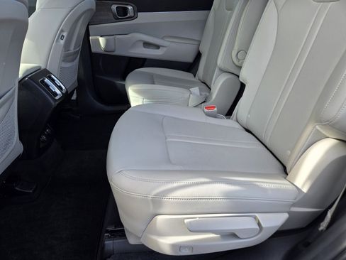 Certified 2023 Kia Sorento X-Line EX image 12