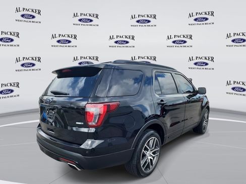 Used 2017 Ford Explorer Sport image 5