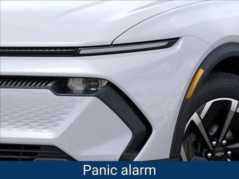New 2026 Chevrolet Equinox EV LT image 11