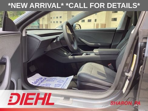 Used 2025 Tesla Model 3 Long Range RWD image 17