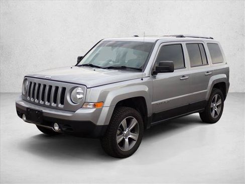 Used 2016 Jeep Patriot High Altitude AWD/4WD image 11