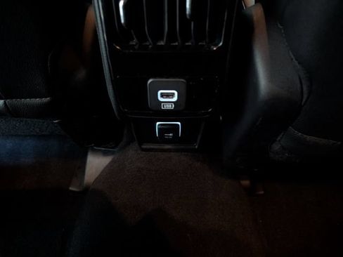 Used 2025 Jeep Compass Limited AWD/4WD image 10